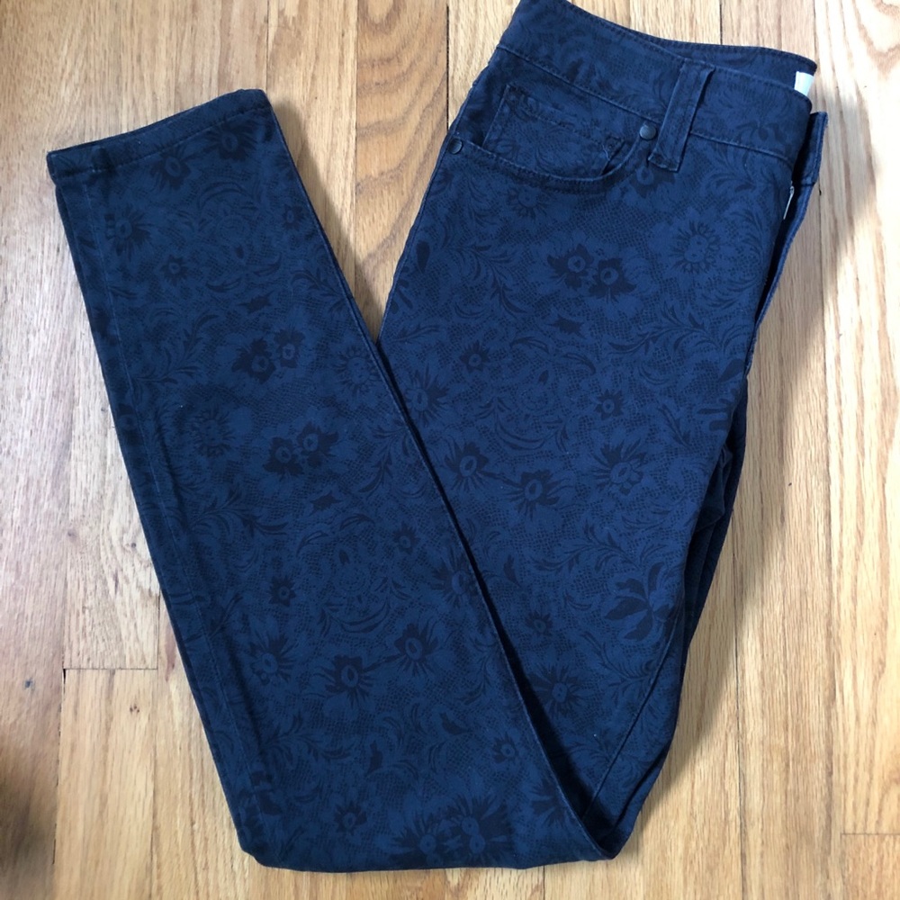 CAbi Womens Lace Print Skinny Jeans Pants #3195 Size 6 Blue Black Stretch